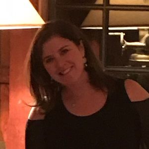 Meet your Posher, Liz